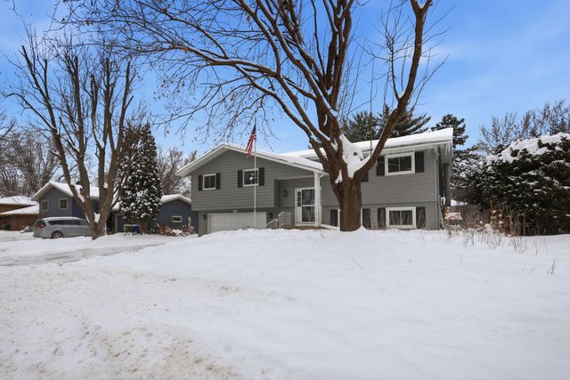 2420 Mounds Avenue, New Brighton, MN 55112