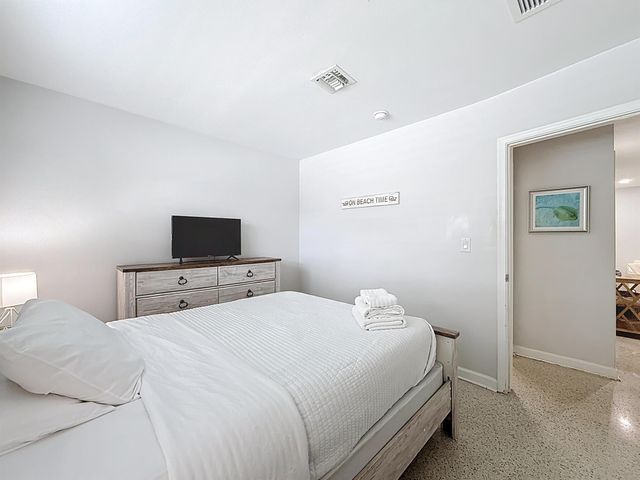 2840 NE 16 Court, Pompano Beach, FL 33062