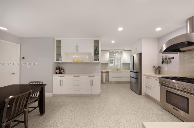 1734 W Las Olas Blvd, Fort Lauderdale, FL 33312