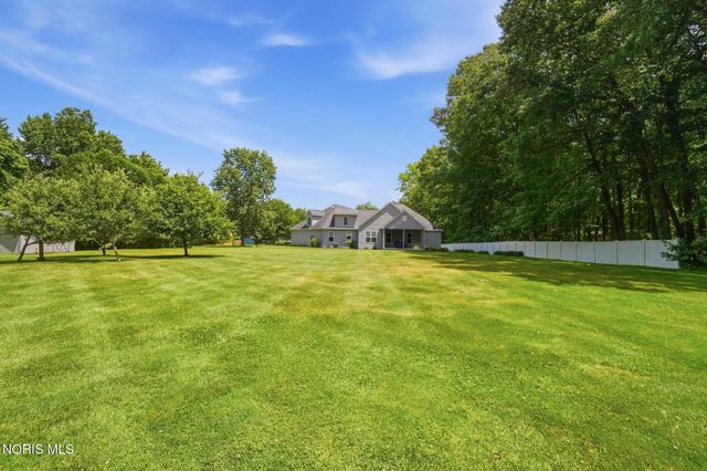2441 Crissey Road, Sylvania, OH 43560