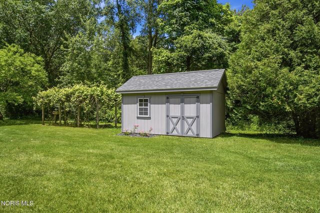 2441 Crissey Road, Sylvania, OH 43560