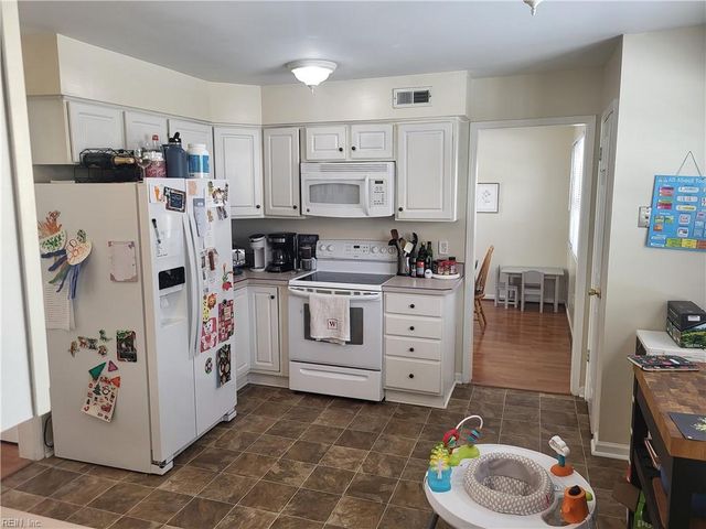 5205 Brockie ST, Virginia Beach, VA 23464