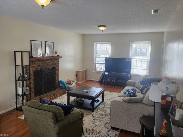 5205 Brockie ST, Virginia Beach, VA 23464