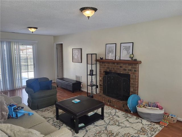 5205 Brockie ST, Virginia Beach, VA 23464