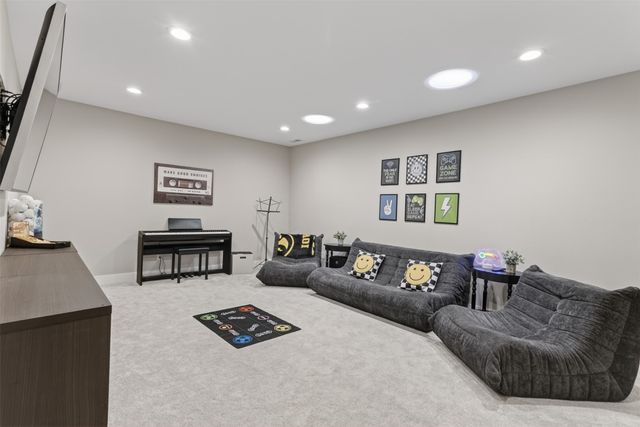 3536 NW 178th Street, Clive, IA 50325