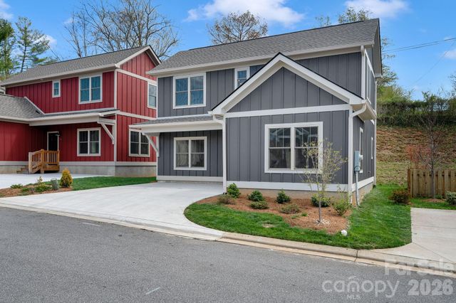 92 Wheeler Road, Weaverville, NC 28787