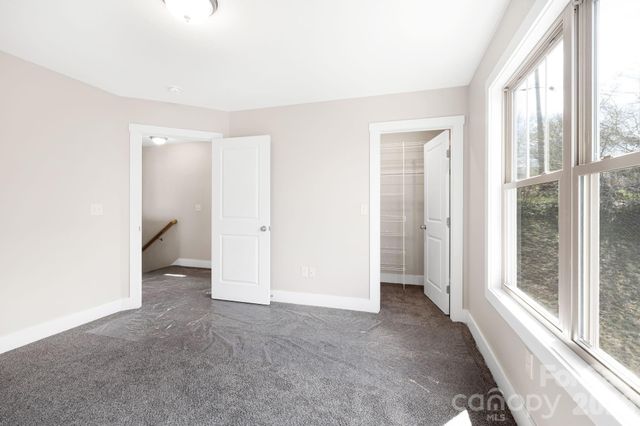 92 Wheeler Road, Weaverville, NC 28787