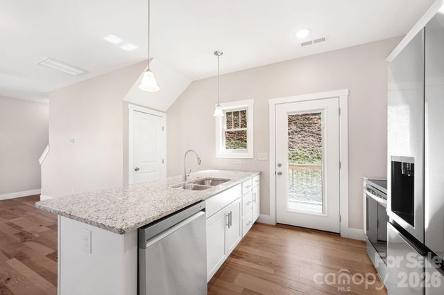 92 Wheeler Road, Weaverville, NC 28787