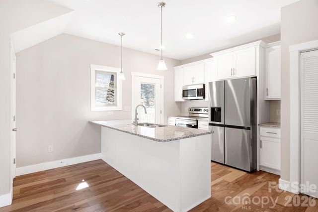 92 Wheeler Road, Weaverville, NC 28787