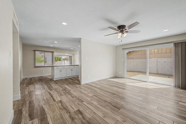 710 E Bell De Mar Drive, Tempe, AZ 85283