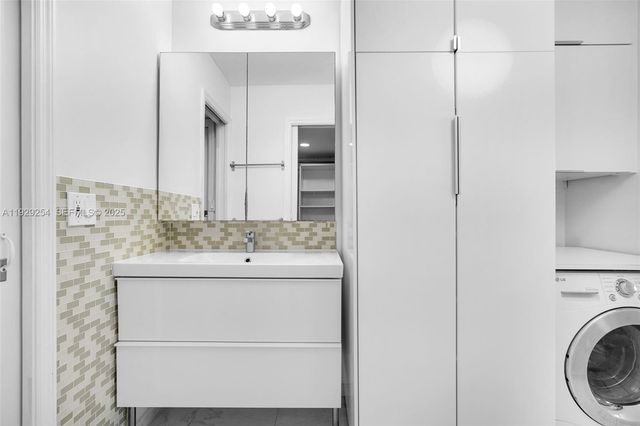 2030 S Ocean Dr 1817, Hallandale Beach, FL 33009