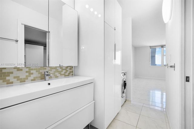 2030 S Ocean Dr 1817, Hallandale Beach, FL 33009