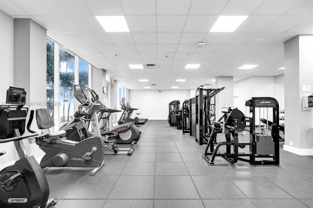 2030 S Ocean Dr 1817, Hallandale Beach, FL 33009