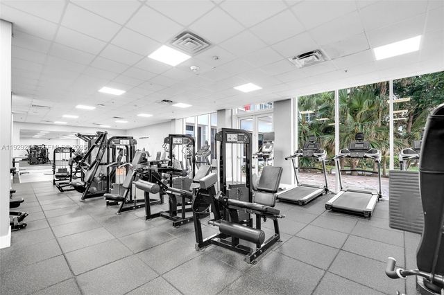 2030 S Ocean Dr 1817, Hallandale Beach, FL 33009