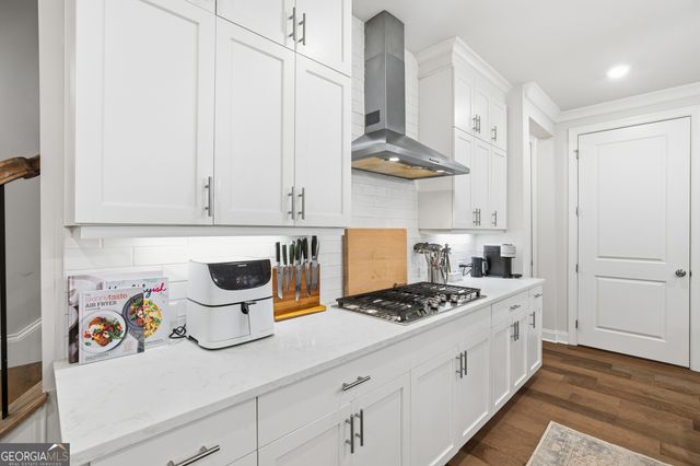 5054 Sealy Circle, Peachtree Corners, GA 30092