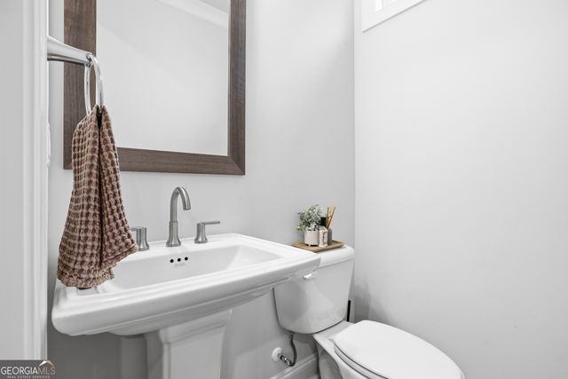 5054 Sealy Circle, Peachtree Corners, GA 30092