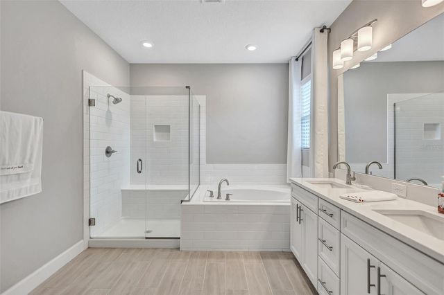 6339 DOLOSTONE DRIVE, Lakeland, FL 33811