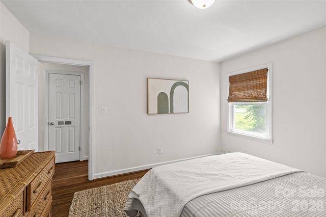 3443 Airlie Street, Charlotte, NC 28205