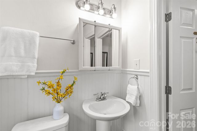 3443 Airlie Street, Charlotte, NC 28205