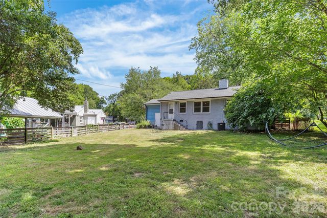 3443 Airlie Street, Charlotte, NC 28205
