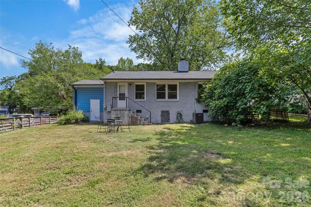 3443 Airlie Street, Charlotte, NC 28205