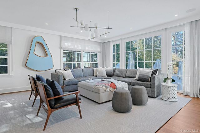 19 Overlook Road, Scarsdale, NY 10583