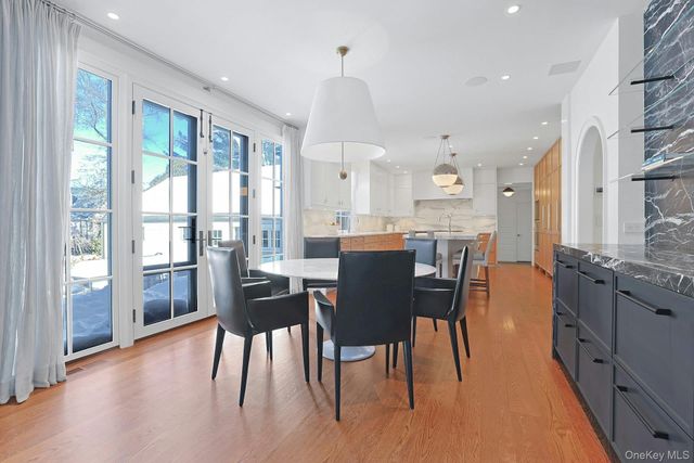 19 Overlook Road, Scarsdale, NY 10583