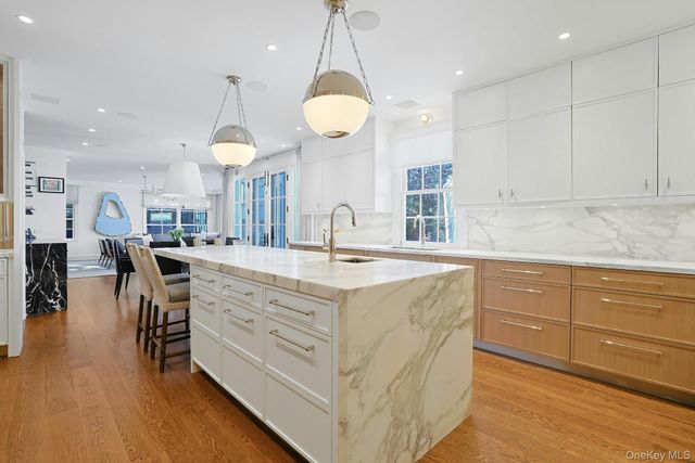 19 Overlook Road, Scarsdale, NY 10583