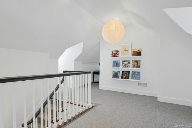 19 Overlook Road, Scarsdale, NY 10583