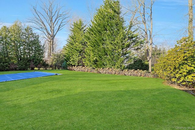 19 Overlook Road, Scarsdale, NY 10583