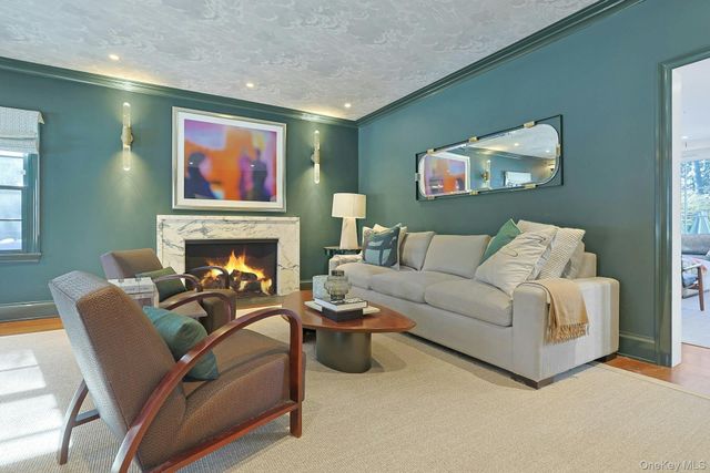 19 Overlook Road, Scarsdale, NY 10583