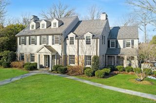 19 Overlook Road, Scarsdale, NY 10583