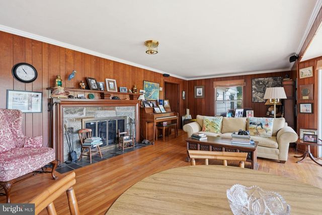1668 HOMEWOOD LANDING RD, Annapolis, MD 21409
