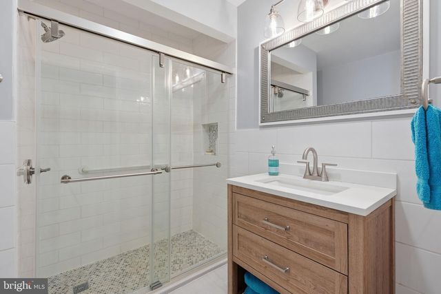 1668 HOMEWOOD LANDING RD, Annapolis, MD 21409