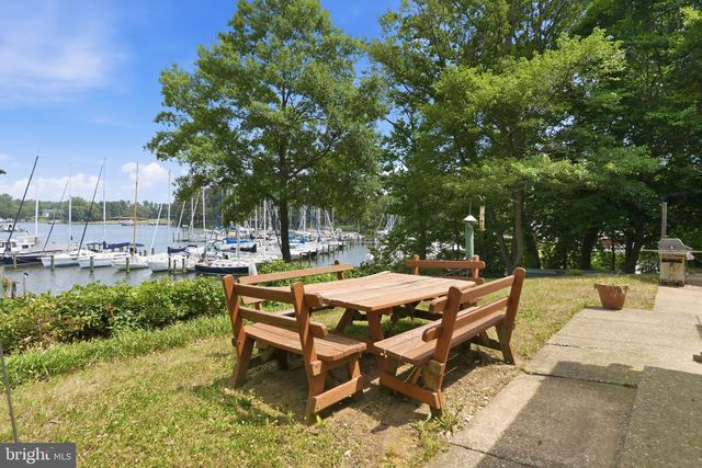 1668 HOMEWOOD LANDING RD, Annapolis, MD 21409