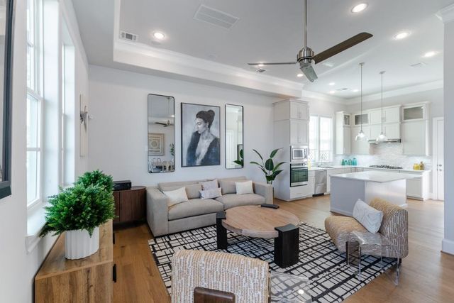 11053 Chatterton Drive, Houston, TX 77043