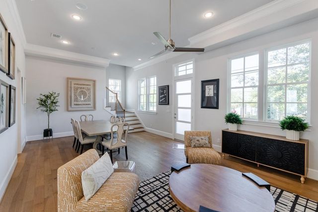 11053 Chatterton Drive, Houston, TX 77043