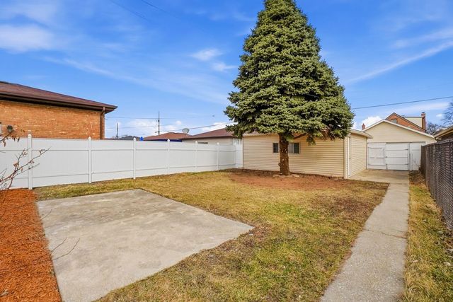 6051 S Normandy Avenue, Chicago, IL 60638