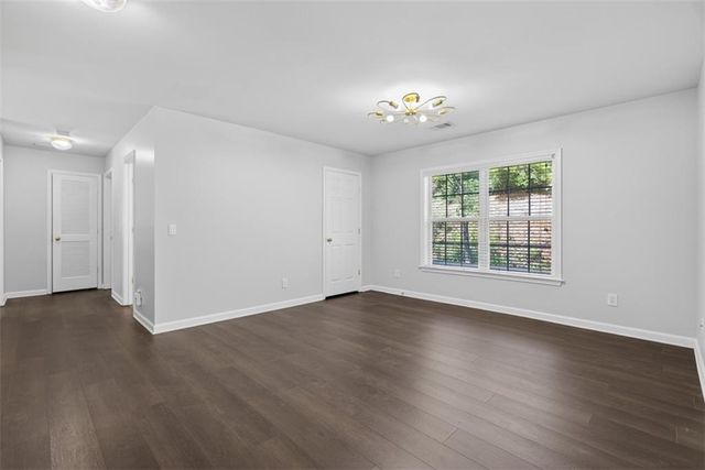 28 Stonehenge Court, Cumming, GA 30041