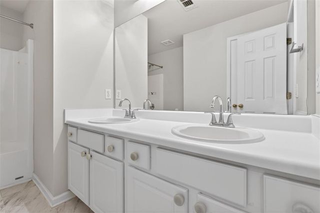 28 Stonehenge Court, Cumming, GA 30041