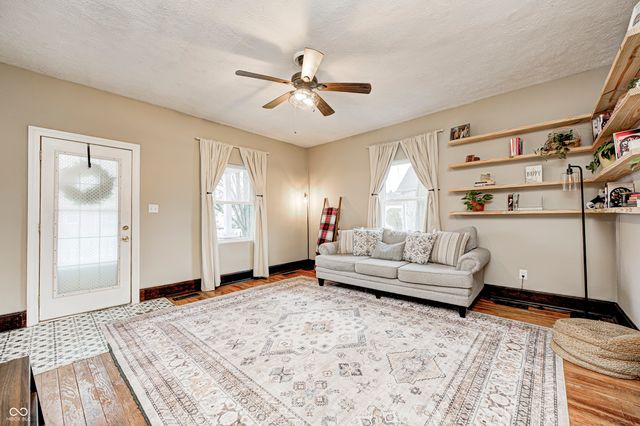 455 W Wiley Street, Greenwood, IN 46142