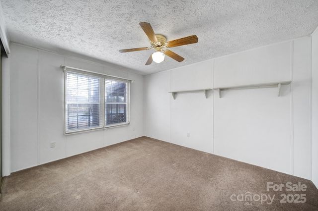 2236 White Heron Road, Liberty Hill, SC 29704