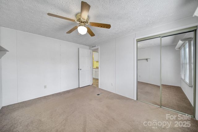 2236 White Heron Road, Liberty Hill, SC 29704