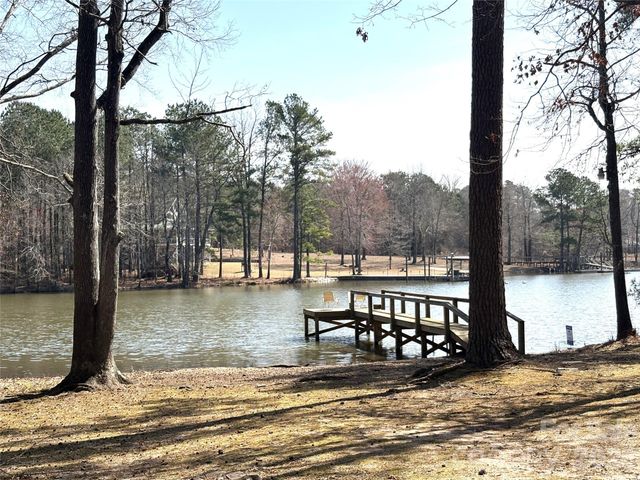 2236 White Heron Road, Liberty Hill, SC 29704