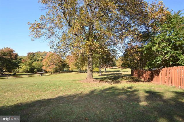 12614 OXON RD, Herndon, VA 20171