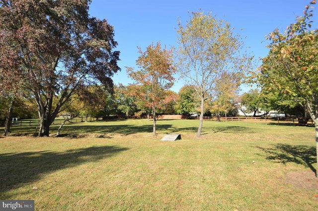 12614 OXON RD, Herndon, VA 20171