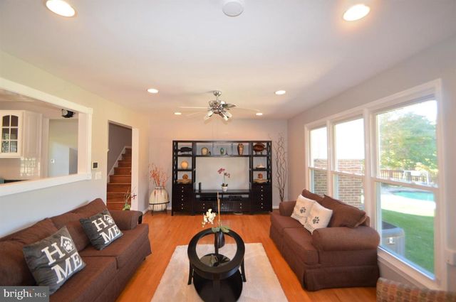 12614 OXON RD, Herndon, VA 20171