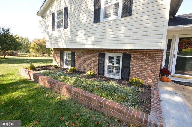 12614 OXON RD, Herndon, VA 20171