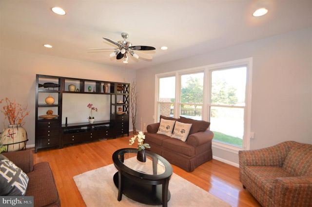 12614 OXON RD, Herndon, VA 20171