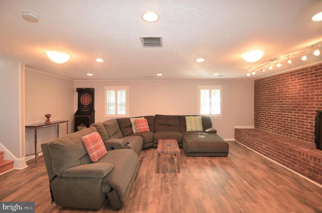 12614 OXON RD, Herndon, VA 20171